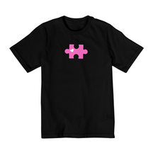 Camiseta infanto juvenil quebra cabeça rosa